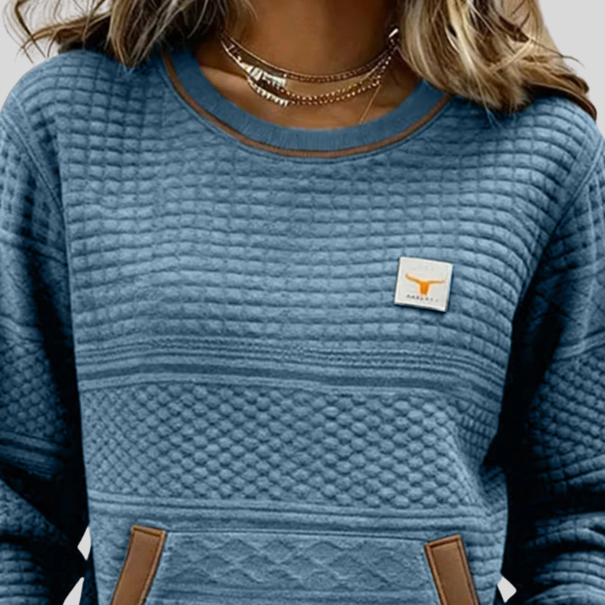 Fina | Sudadera Texturizada con Bolsillo Canguro