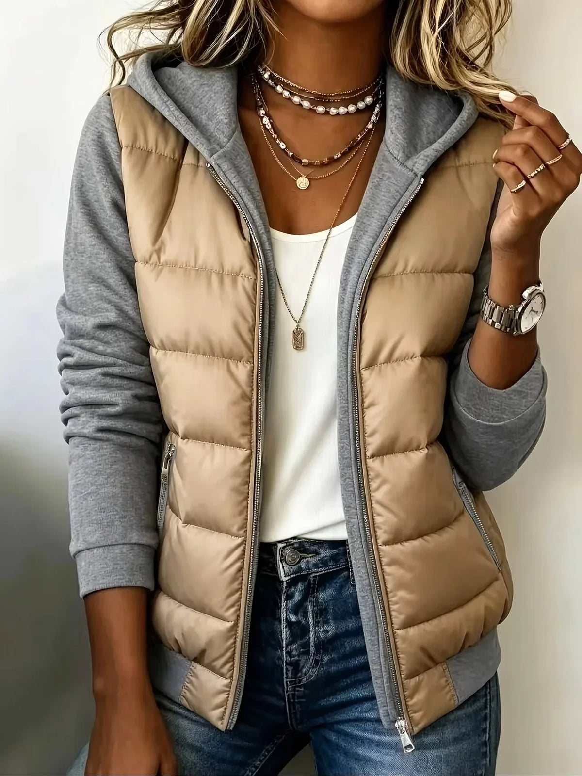 Nati | Chaqueta Acolchada con Capucha y Bloques de Color
