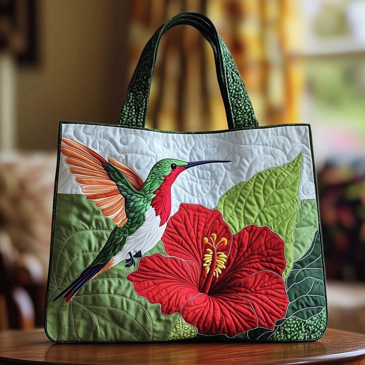 Bolso tote acolchado con colibríes e hibiscos rojos